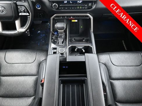 Used 2024 Toyota Tundra Limited image 31