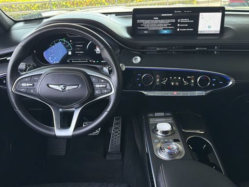 Used 2023 Genesis GV70 3.5T Sport w/ Sport Prestige Package AWD/4WD image 15