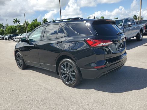 Used 2024 Chevrolet Equinox RS w/ RS Leather Package image 7