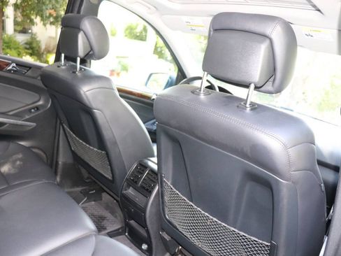 Used 2011 Mercedes-Benz ML 350 2WD image 47
