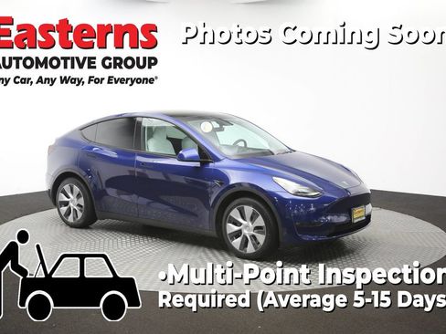 Used 2023 Tesla Model Y Long Range AWD/4WD image 44