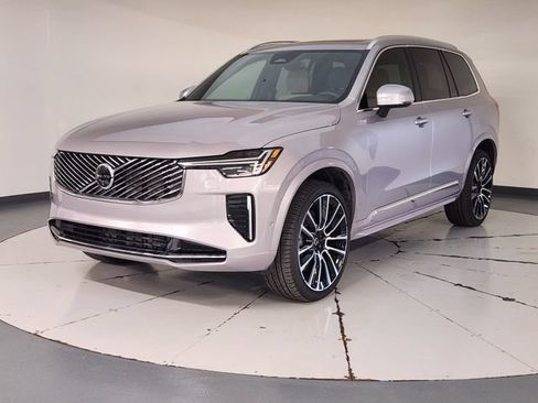 Used 2026 Volvo XC90 B6 Plus w/ Protection Package Premier AWD/4WD image 1