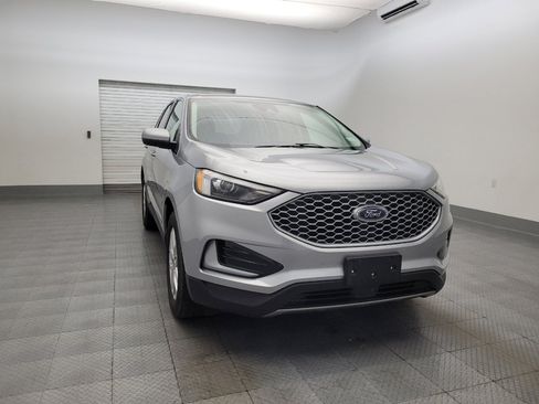 Used 2024 Ford Edge SEL image 14
