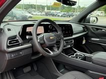 New 2026 Chevrolet Traverse LT w/ Driver Confidence Package FWD image 9