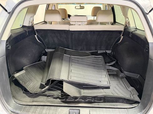 Used 2014 Subaru Outback 2.5i Premium image 19