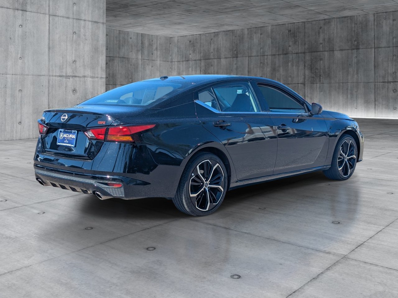 Used 2025 Nissan Altima 2.5 SR FWD image 5