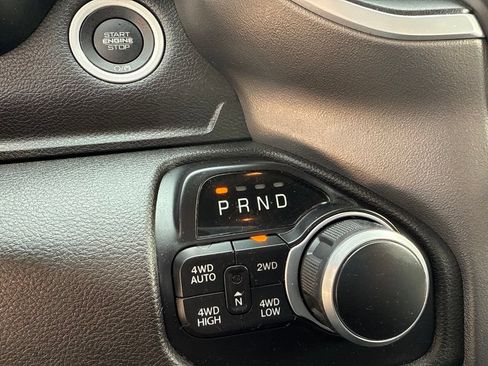 Used 2021 RAM 1500 Big Horn AWD/4WD image 35