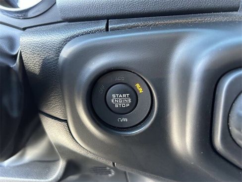 Used 2023 Jeep Wrangler Unlimited Rubicon 4xe image 27