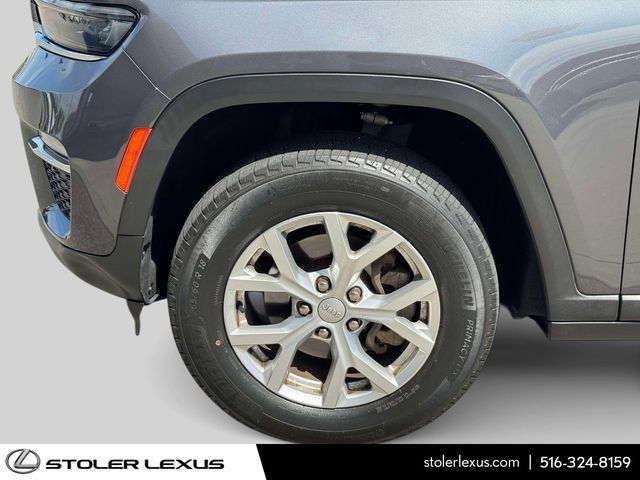Used 2023 Jeep Grand Cherokee Limited AWD/4WD image 16