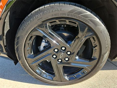 Used 2024 Chevrolet Equinox EV RS image 31