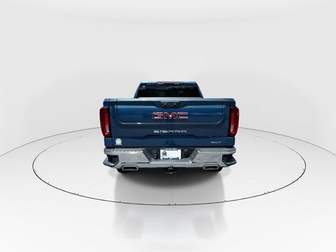Used 2024 GMC Sierra 1500 SLT w/ SLT Premium Package AWD/4WD image 7