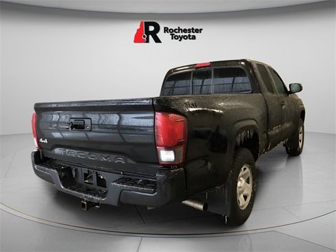 Certified 2020 Toyota Tacoma SR image 3