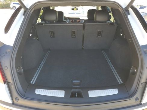 Used 2025 Cadillac XT5 Premium Luxury image 37
