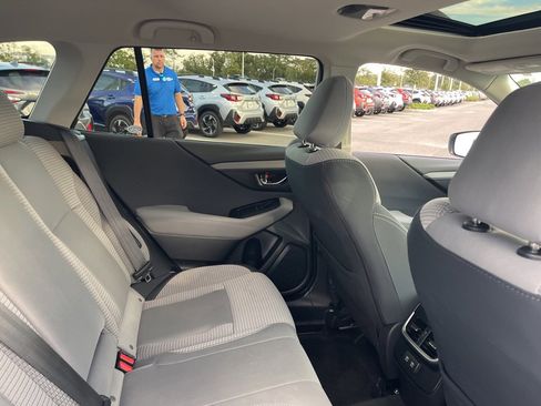 Certified 2022 Subaru Outback Premium image 34