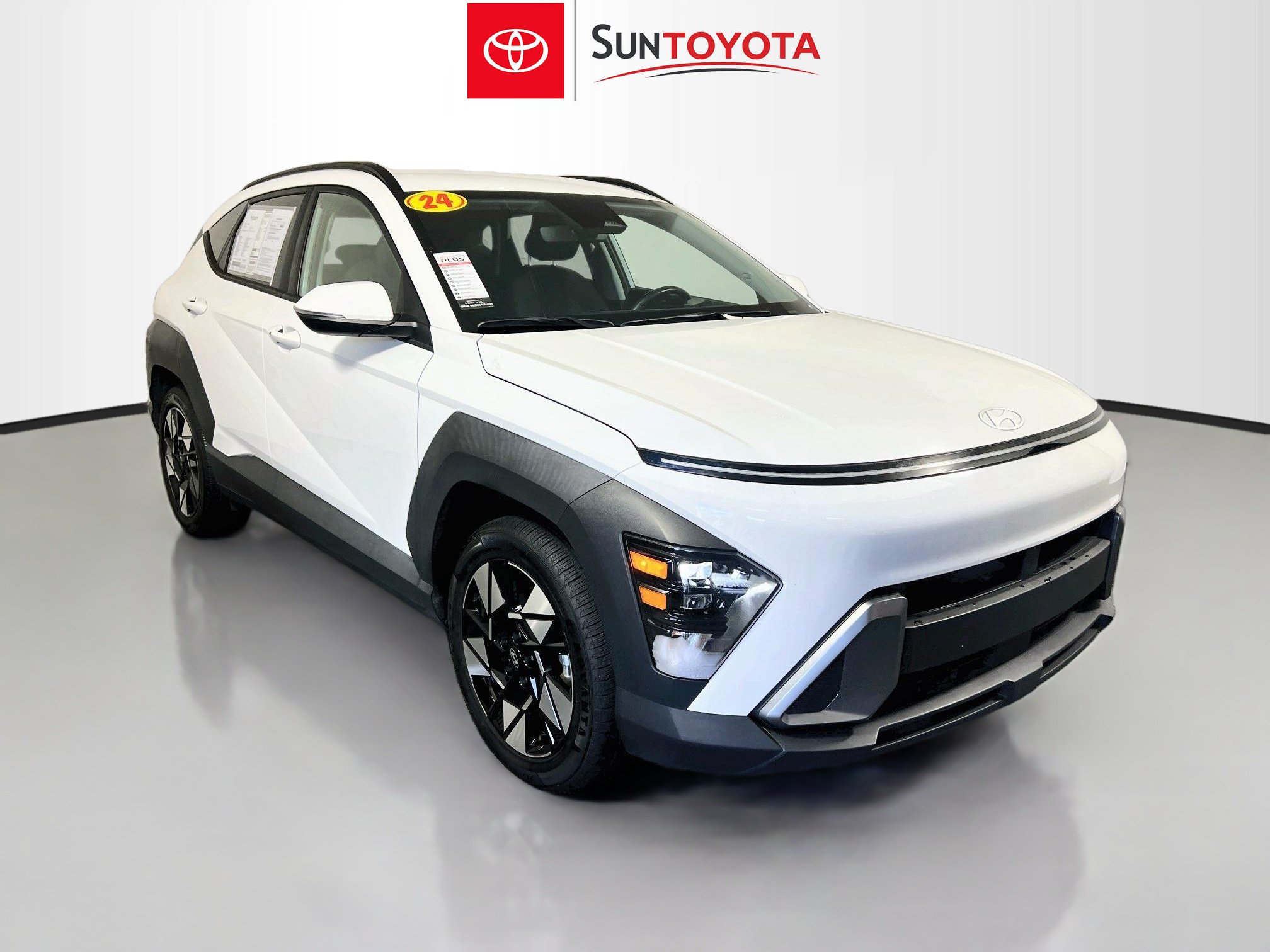 Used 2024 Hyundai Kona SEL FWD image 1