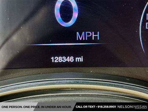 Used 2016 Jeep Grand Cherokee Limited RWD image 12