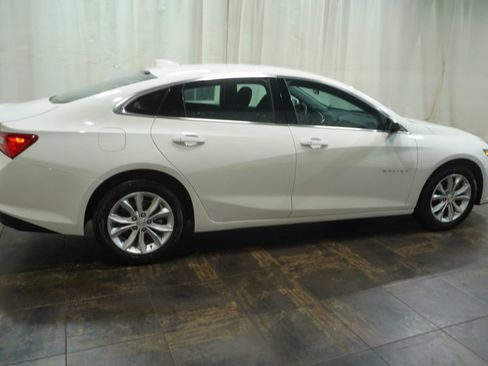 Used 2024 Chevrolet Malibu LT FWD image 4