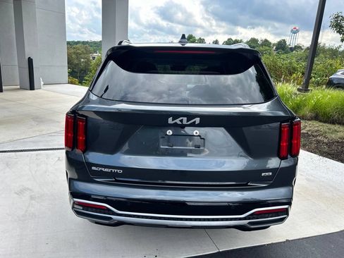 Certified 2023 Kia Sorento SX AWD/4WD image 5