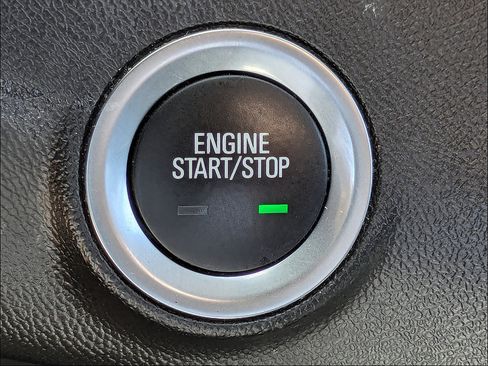 Used 2024 GMC Terrain SLT AWD/4WD image 29