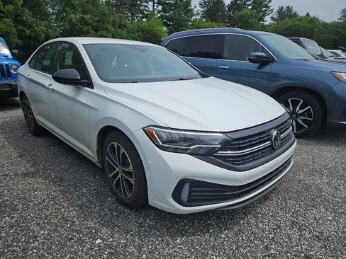 Used 2024 Volkswagen Jetta Sport FWD image 1