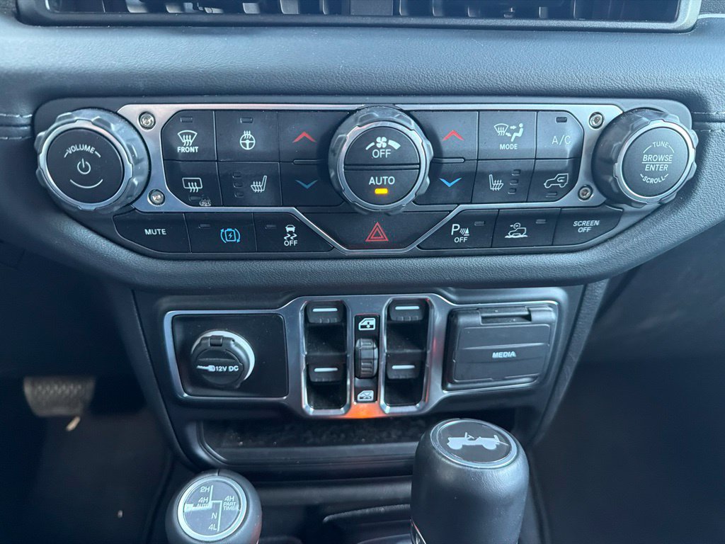 Used 2024 Jeep Wrangler High Altitude AWD/4WD image 78