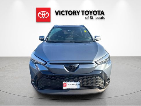 Used 2024 Toyota Corolla Cross AWD Hybrid w/ Convenience Package image 8