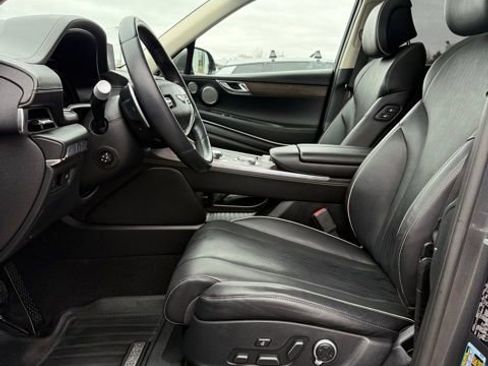 Used 2023 Genesis GV80 2.5T w/ Prestige 20" Package image 15