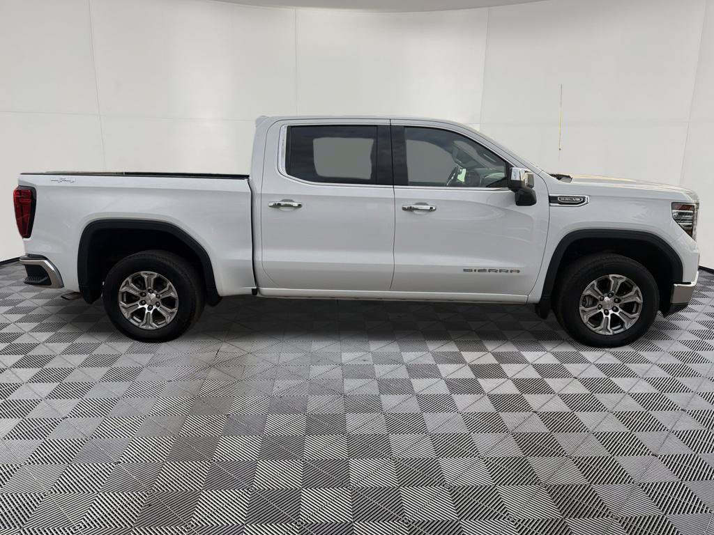 Used 2025 GMC Sierra 1500 SLT AWD/4WD image 10