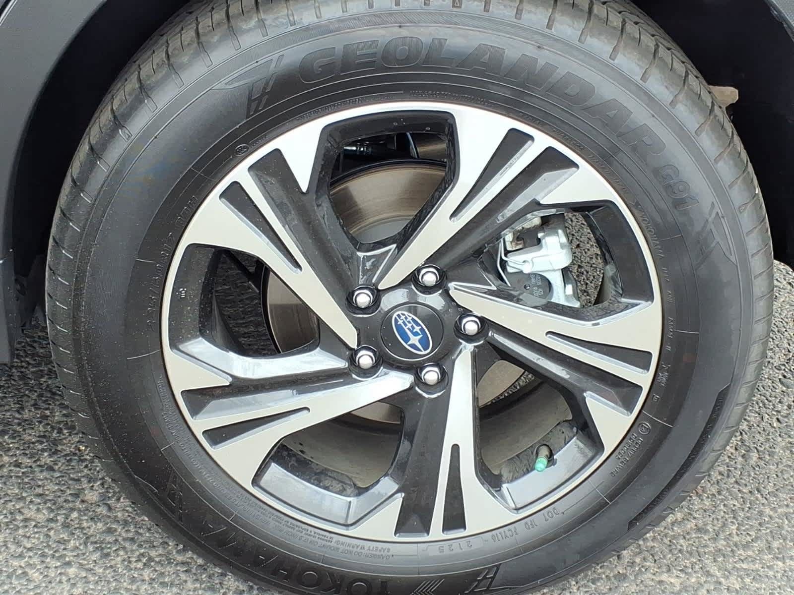 Certified 2025 Subaru Crosstrek 2.5i Premium AWD/4WD image 11
