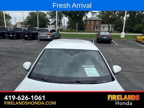 Used 2026 Volkswagen Jetta Sport FWD image 9