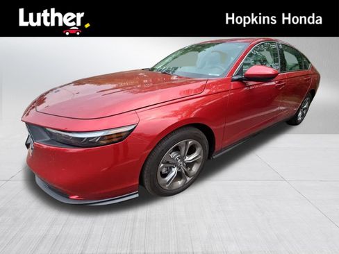 Used 2024 Honda Accord EX image 1