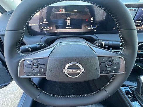 New 2026 Nissan Sentra SV w/ SV Convenience Package FWD image 19