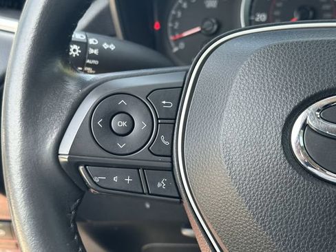 Used 2022 Toyota Corolla Cross LE FWD image 13
