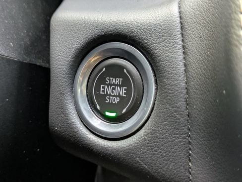 Used 2023 GMC Yukon AT4 AWD/4WD image 33