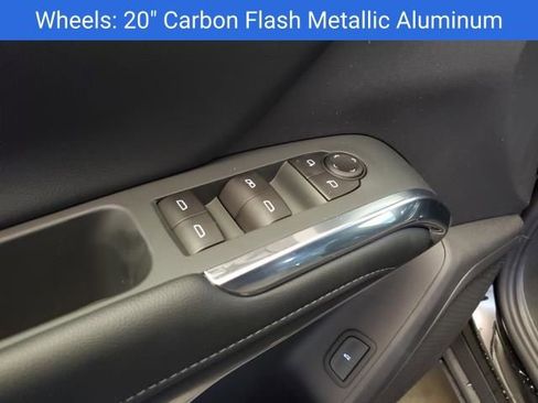 New 2026 Chevrolet Traverse LT w/ Sun and Wheel Package image 15