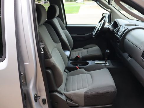 Used 2006 Nissan Xterra SE w/ (W94) Tow Pkg AWD/4WD image 22