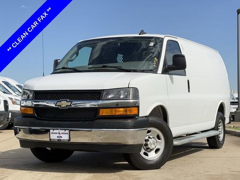 Used 2024 Chevrolet Express 2500 Work Van w/ Driver Convenience Package image 2