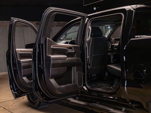 Used 2022 Chevrolet Silverado 1500 RST w/ All Star Edition Plus image 25