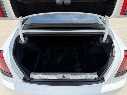 Used 2019 Rolls-Royce Wraith RWD image 49