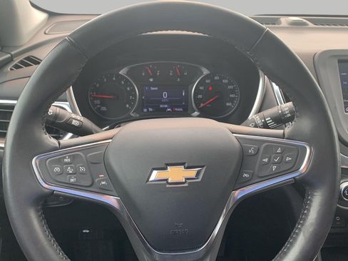 Used 2021 Chevrolet Equinox LT AWD/4WD image 9