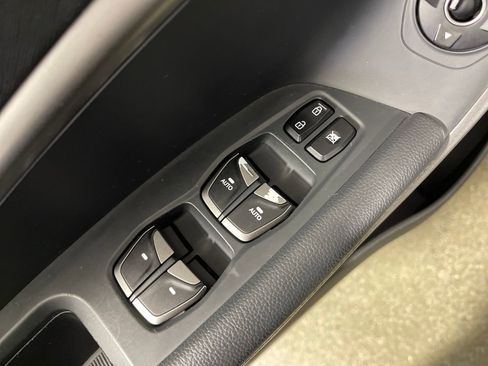 Used 2017 Hyundai Santa Fe SE w/ SE Ultimate Tech Package 03 image 18