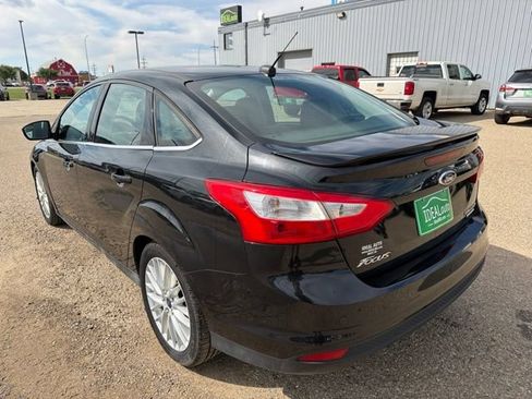 Used 2014 Ford Focus Titanium FWD image 7
