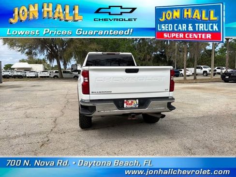 Used 2021 Chevrolet Silverado 2500 LT image 10