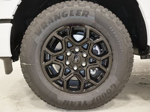 New 2025 Ford F150 Lariat w/ Bed Utility Package image 32