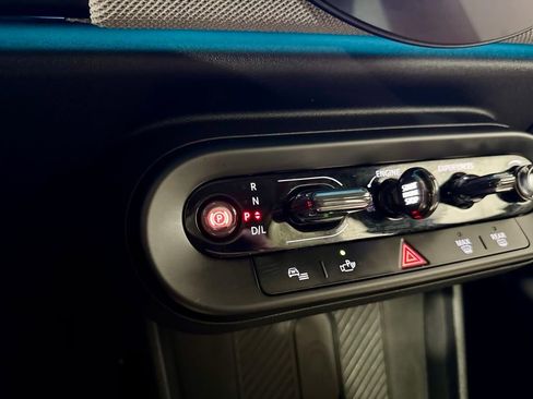 Used 2025 MINI Cooper S image 22