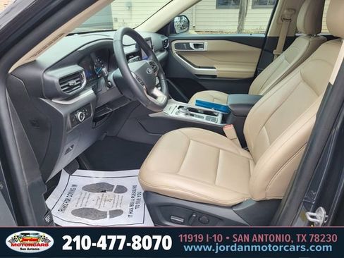 Used 2023 Ford Explorer XLT w/ Equipment Group 202A image 18