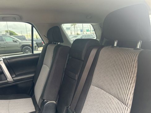Used 2015 Toyota 4Runner SR5 AWD/4WD image 14
