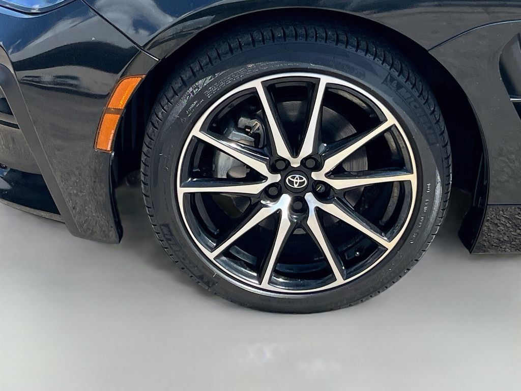 Used 2023 Toyota GR86 Premium RWD image 29
