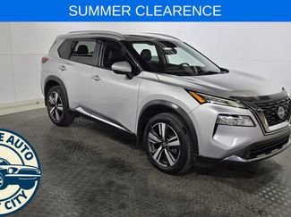 Used 2022 Nissan Rogue SL FWD video 1