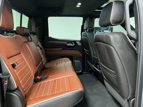 Used 2025 GMC Sierra 1500 Denali Ultimate image 53